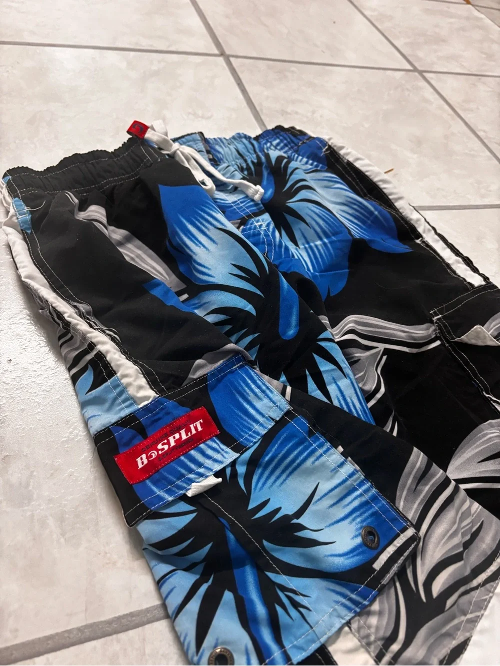 Men's Vintage B.Split Black & Blue Floral Swim Trunks size L